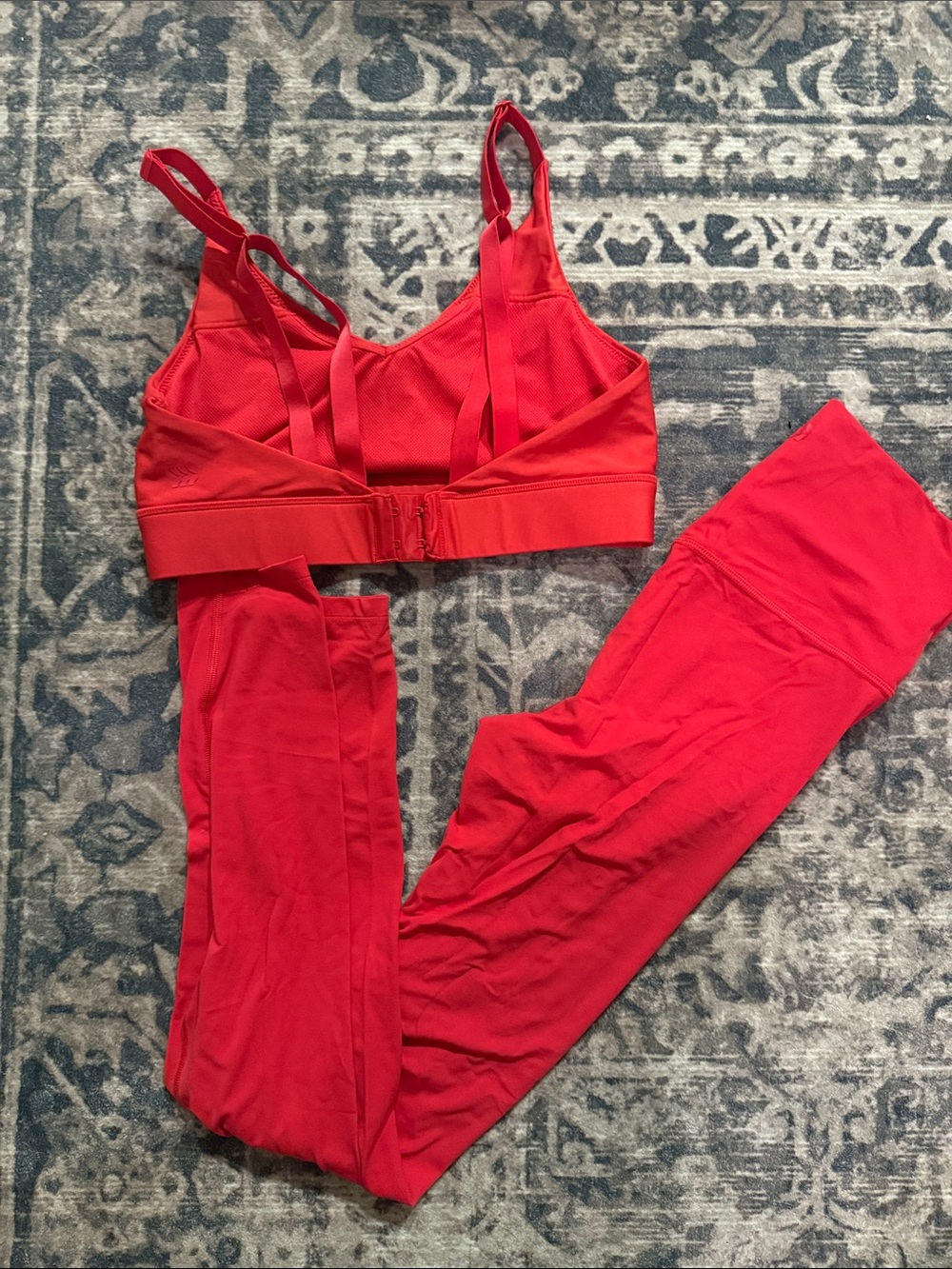 All in Motion Bright Red Activewear Bra & Leggings Set (XS Bra, S Leggings) - Picture 2 of 3